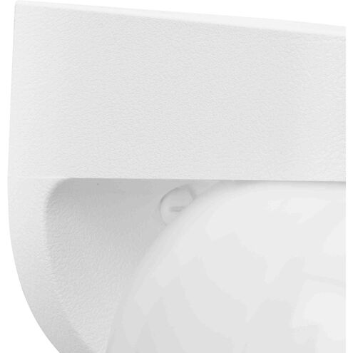 Polycarbonate Outdoor Outdoor Wall Lantern in White