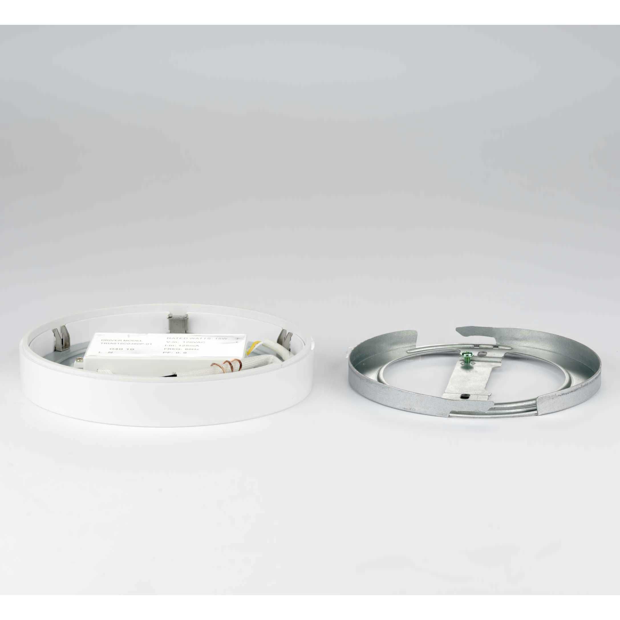 Everlume LED 7 inch White Edgelit Flush Mount Ceiling Light, Progress LED