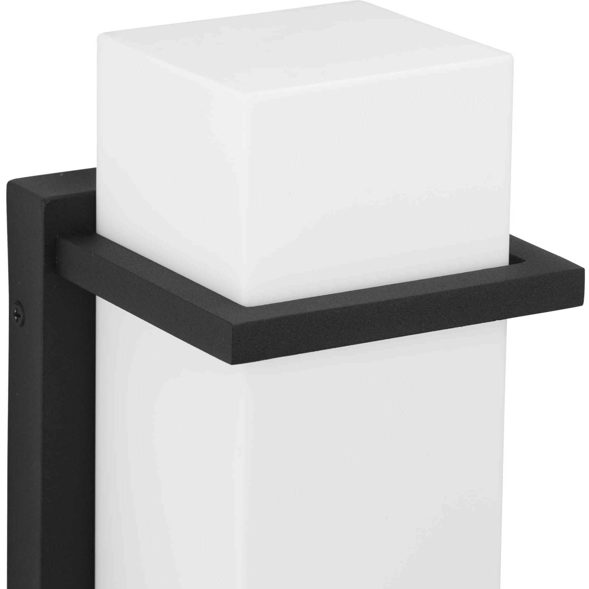 Antrim Outdoor Wall Lantern, Medium